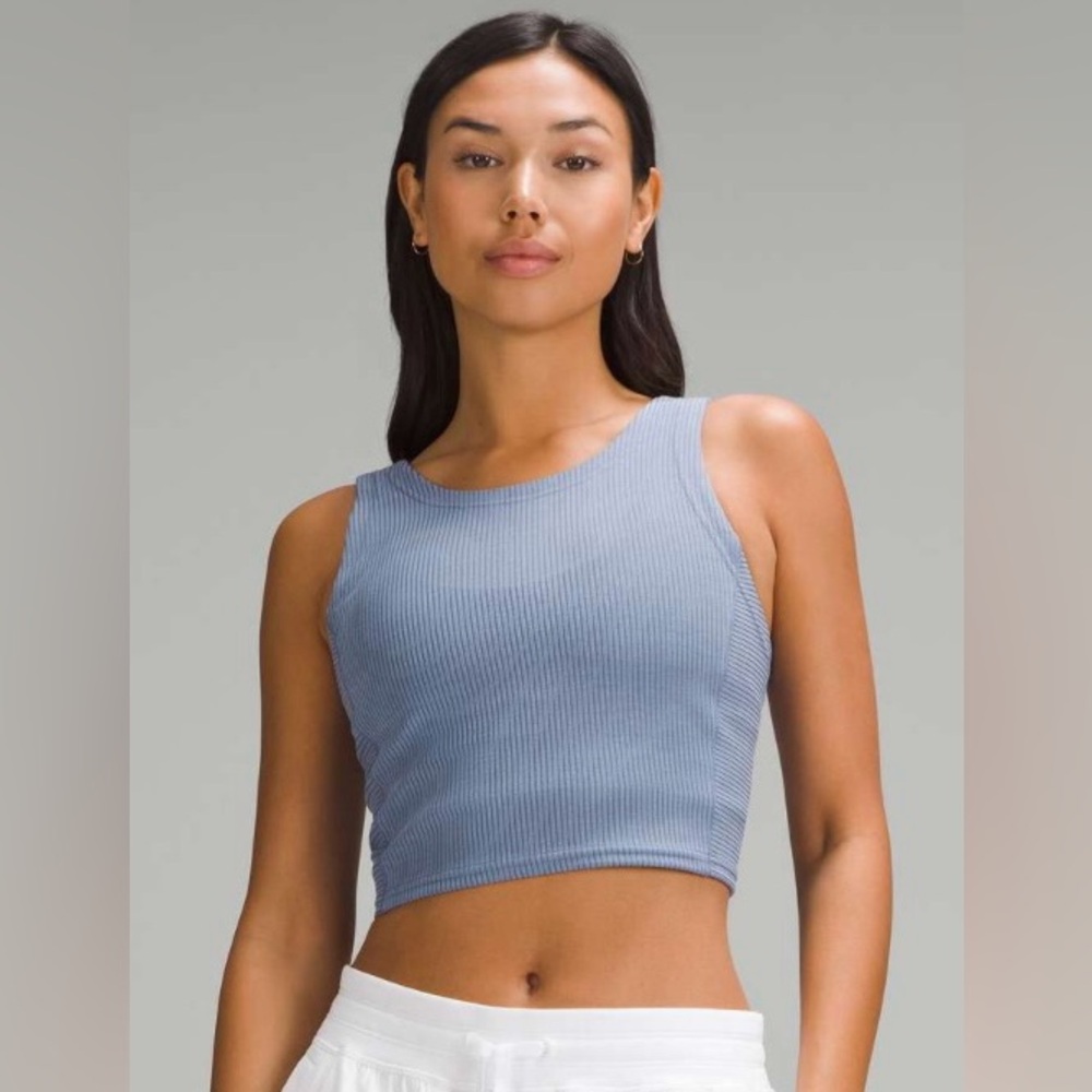 Lululemon NWT Ribbed Softstreme crop tank size 8 oasis blue
